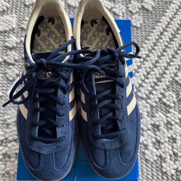 Adidas Spezial Navy and Cream Sneakers - Picture 2 of 4